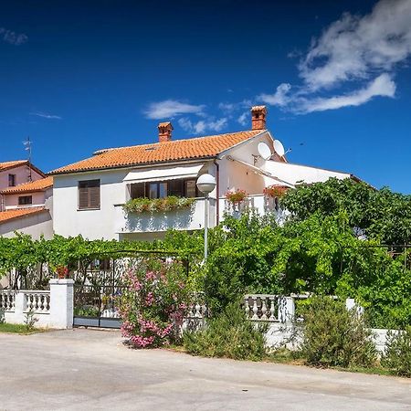 Apartman D&D, Dvorine 63 Banjole Εξωτερικό φωτογραφία