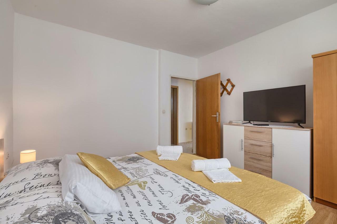 Apartman D&D, Dvorine 63 Banjole Εξωτερικό φωτογραφία