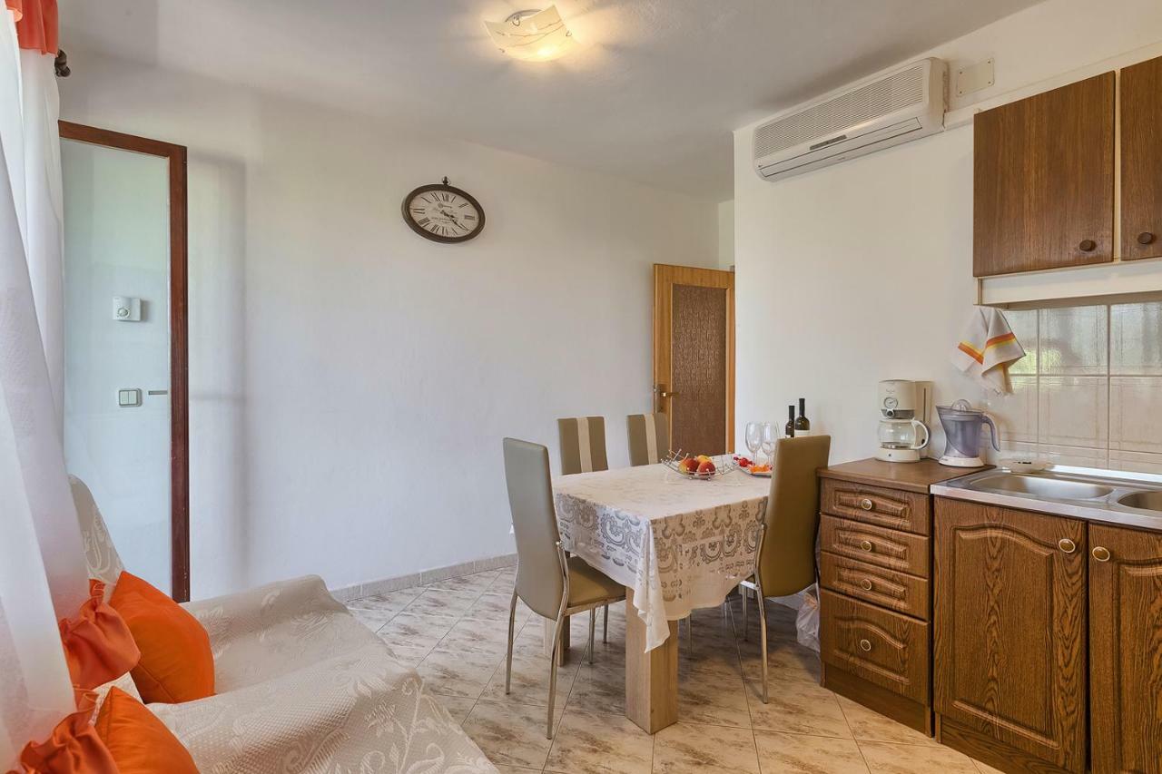 Apartman D&D, Dvorine 63 Banjole Εξωτερικό φωτογραφία