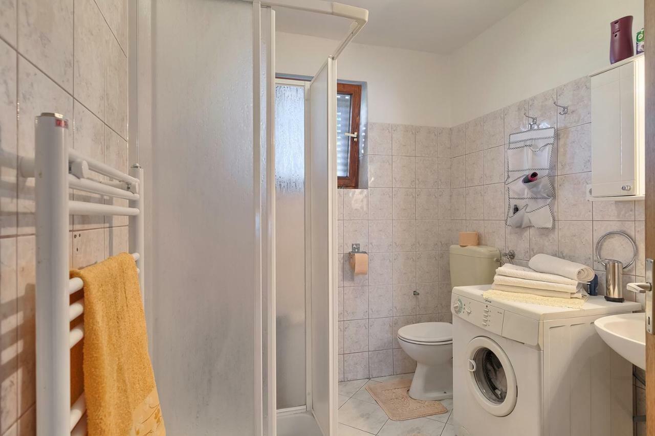 Apartman D&D, Dvorine 63 Banjole Εξωτερικό φωτογραφία