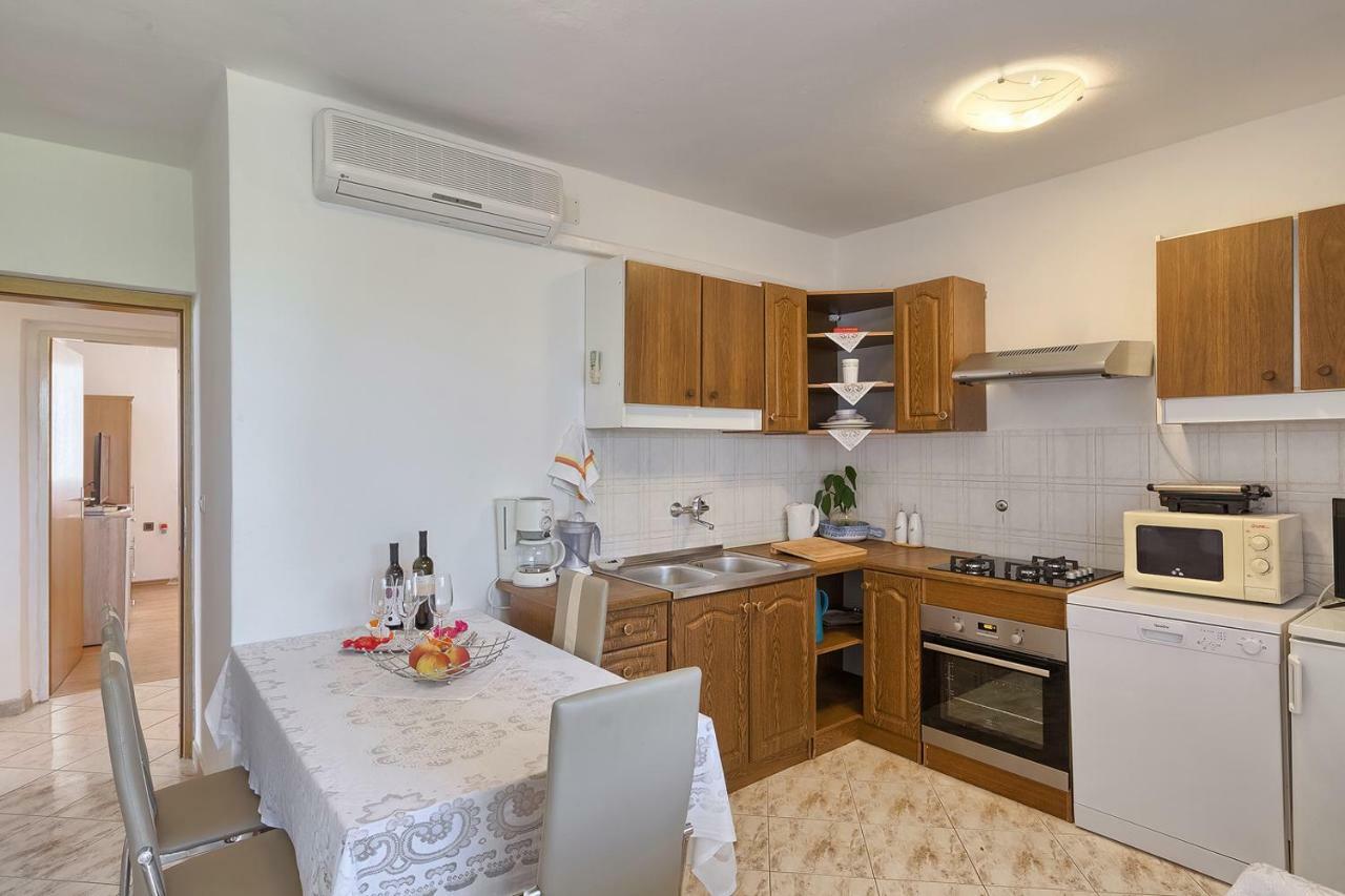 Apartman D&D, Dvorine 63 Banjole Εξωτερικό φωτογραφία